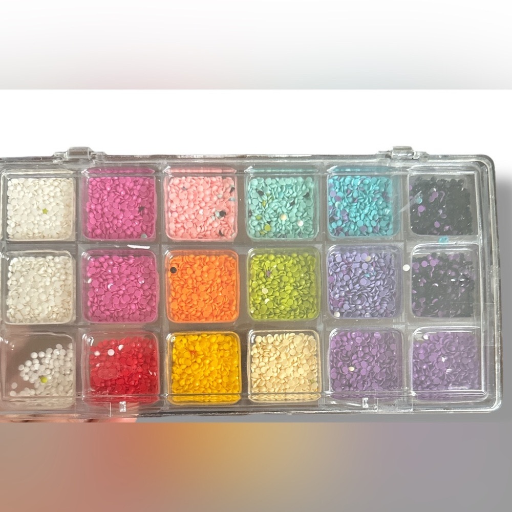 ART & CRAFTS 18 Slot Colourful Flat Round Beads
